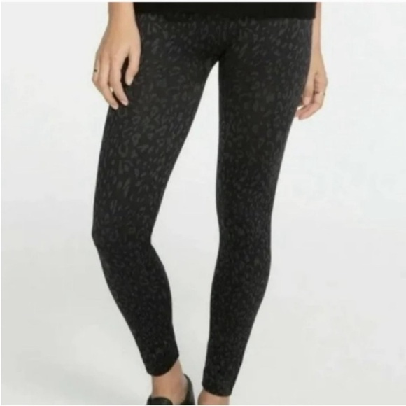 SPANX! WOMENS BLACK CHEETAH PRINT LEGGINGS! SZ XL‎ - Picture 1 of 5